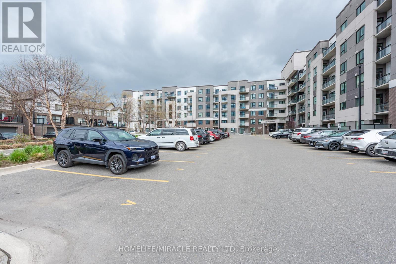 #421 1105 LEGER WAY - 47