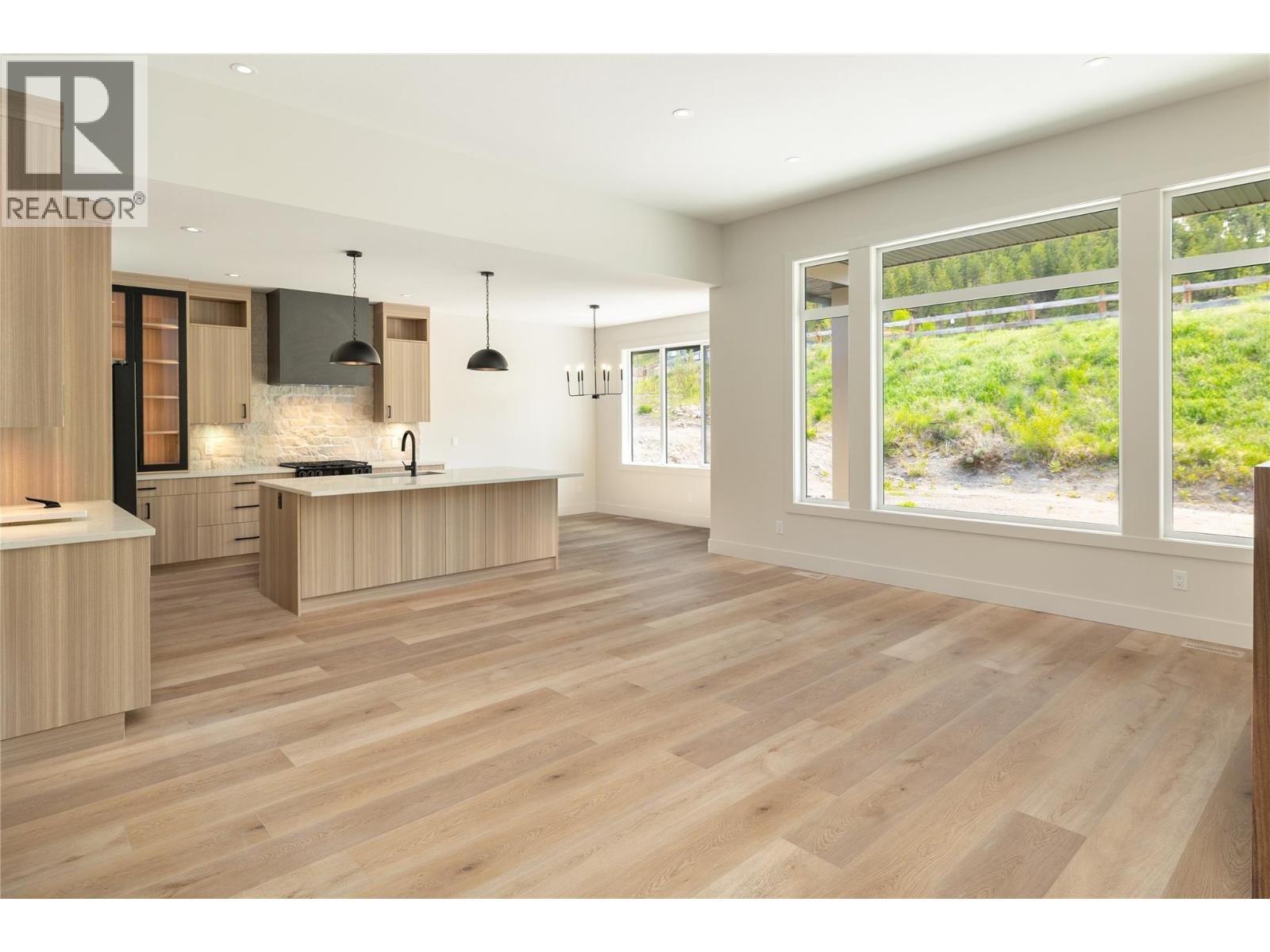  2125 Montenegro Drive, Kelowna