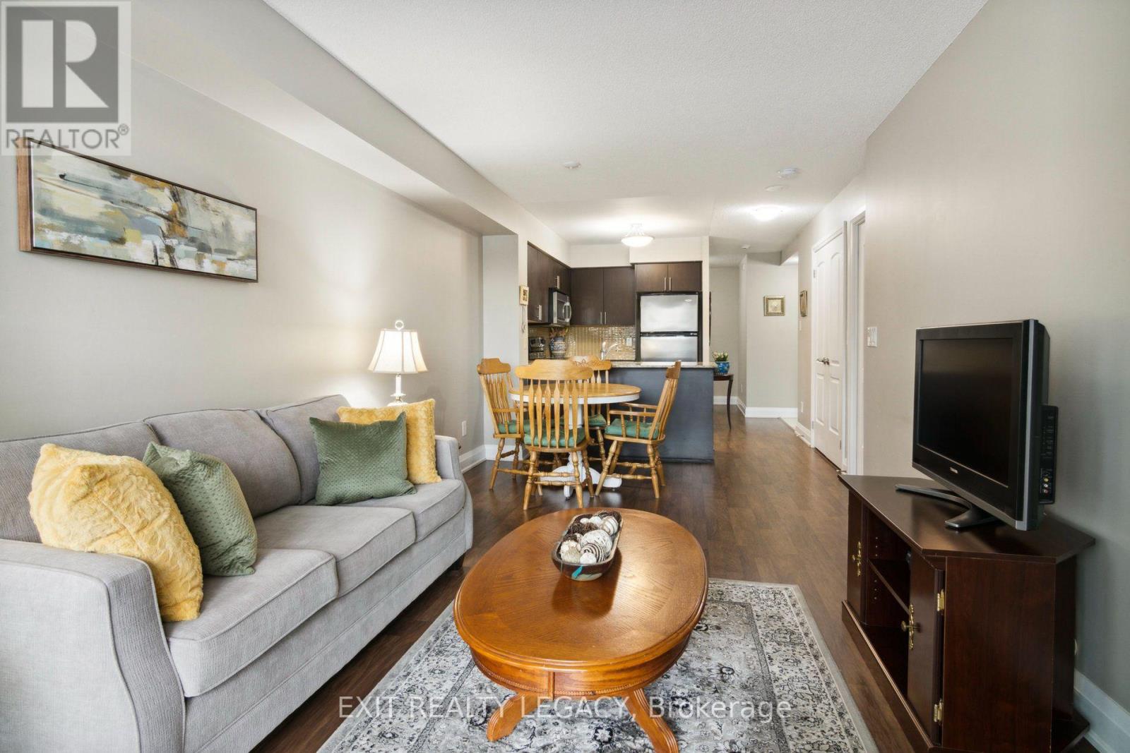 #206 20 NORTH PARK ROAD - 1