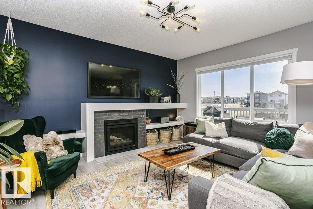 2423 16 AV NW - 13