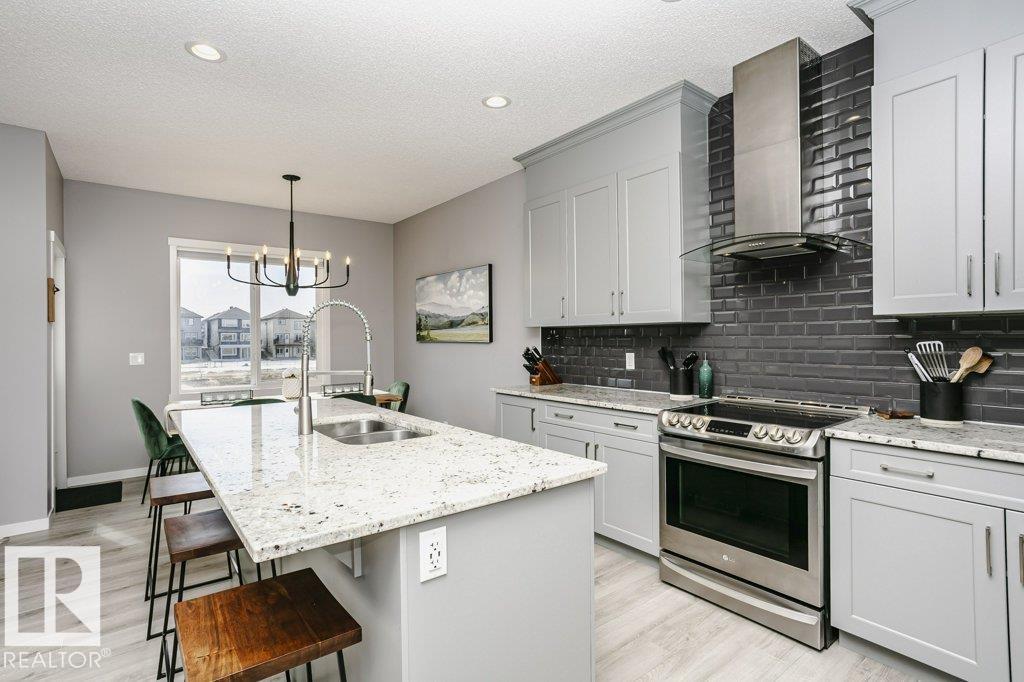 2423 16 AV NW - 17