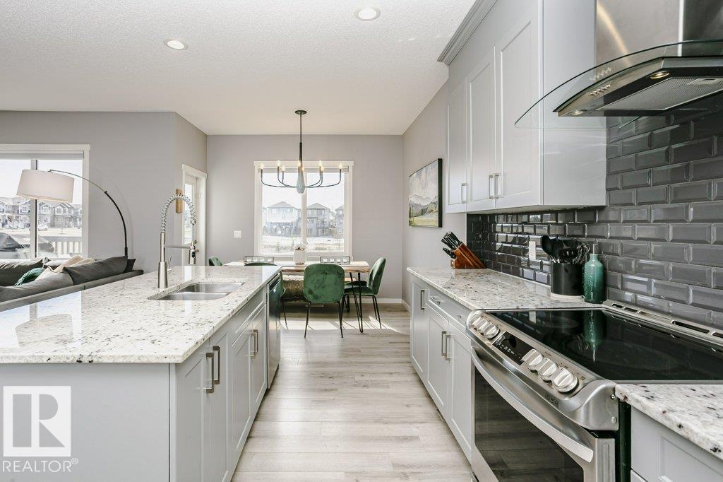 2423 16 AV NW - 23