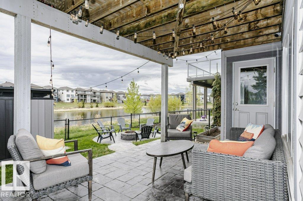 2423 16 AV NW - 5
