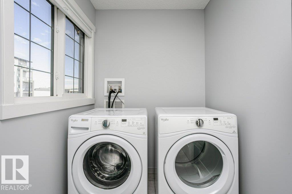 2423 16 AV NW - 51