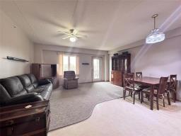 403 125 Centre Avenue E, Altona, MB R0G0B0 Photo 6