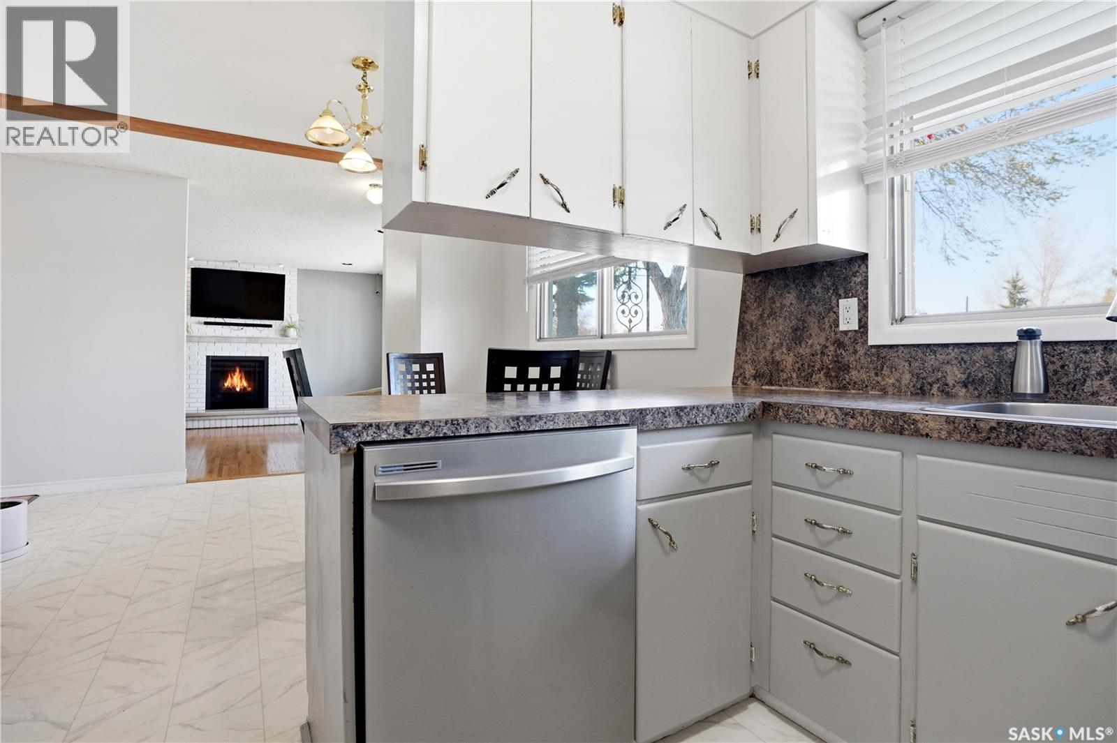 55 Donahue AVENUE - 12