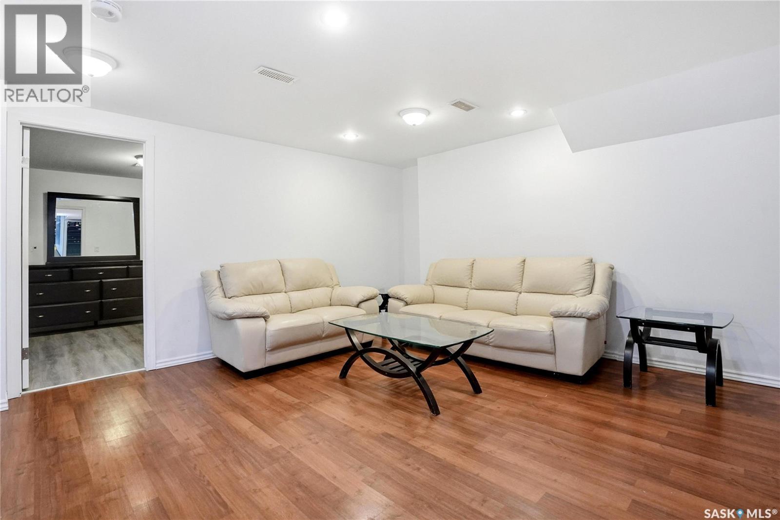 55 Donahue AVENUE - 28