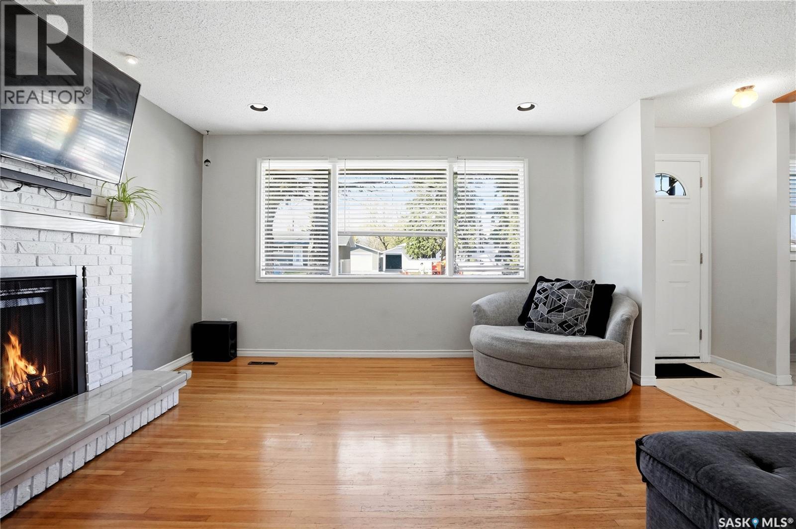 55 Donahue AVENUE - 4