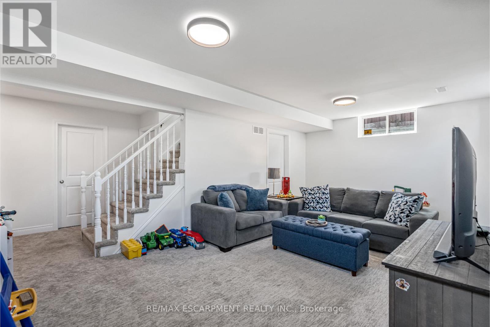 168 CARLTON STREET - 26