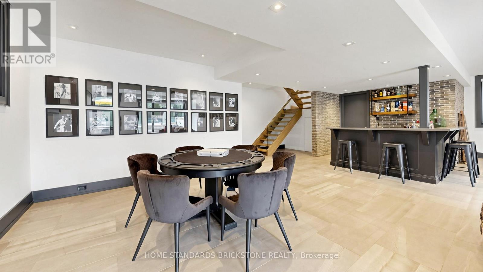 10 ALONZO ROAD - 30