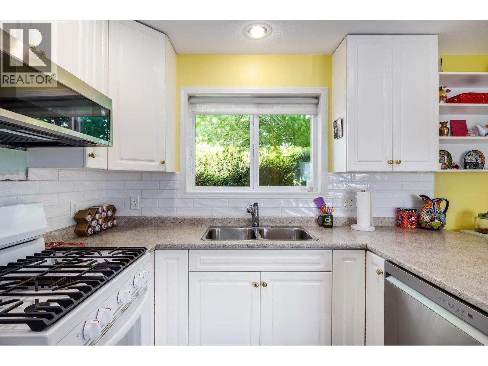 267 415 Commonwealth Road, Kelowna