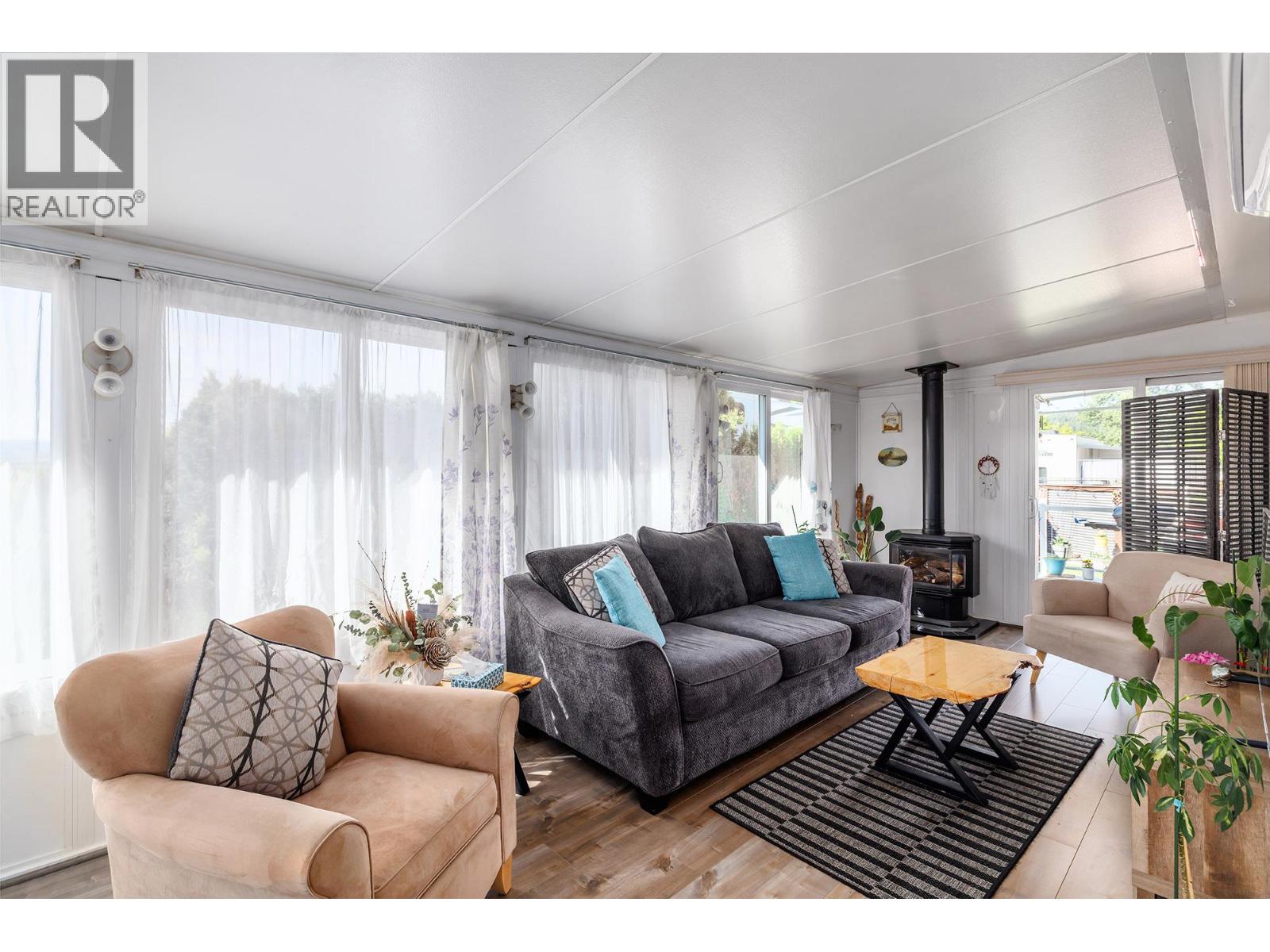 267 415 Commonwealth Road, Kelowna