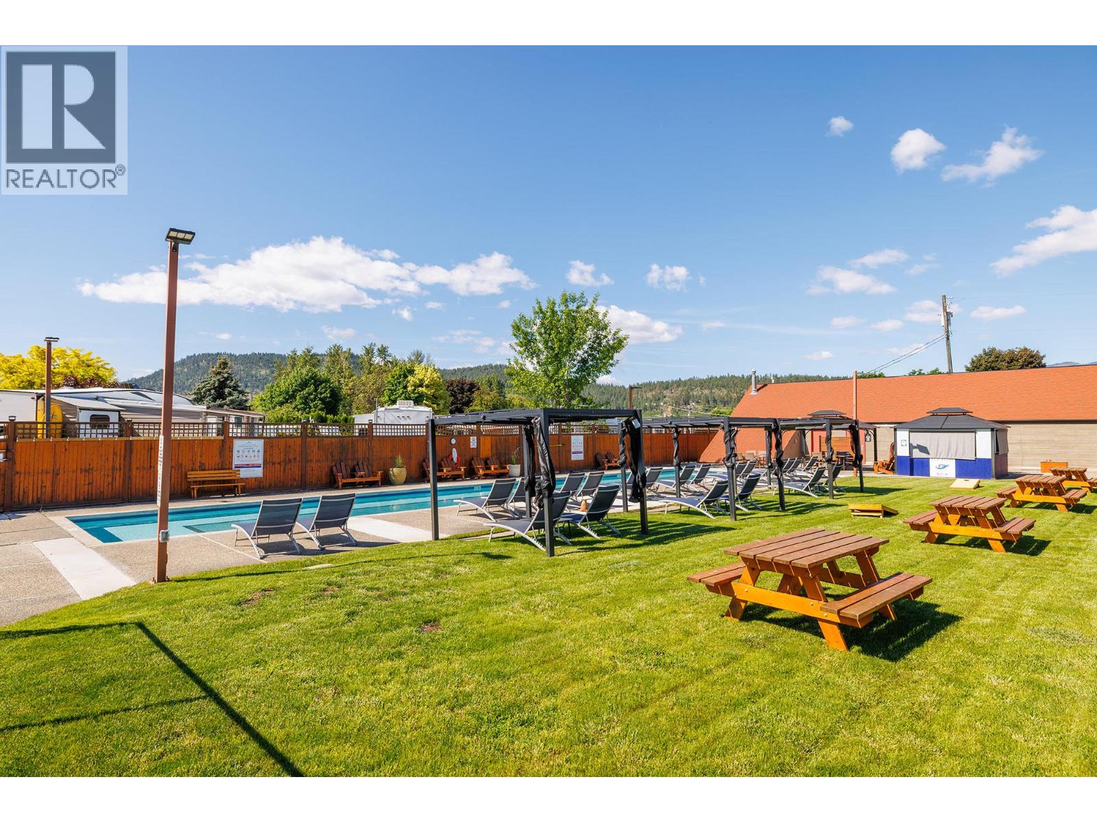 267 415 Commonwealth Road, Kelowna