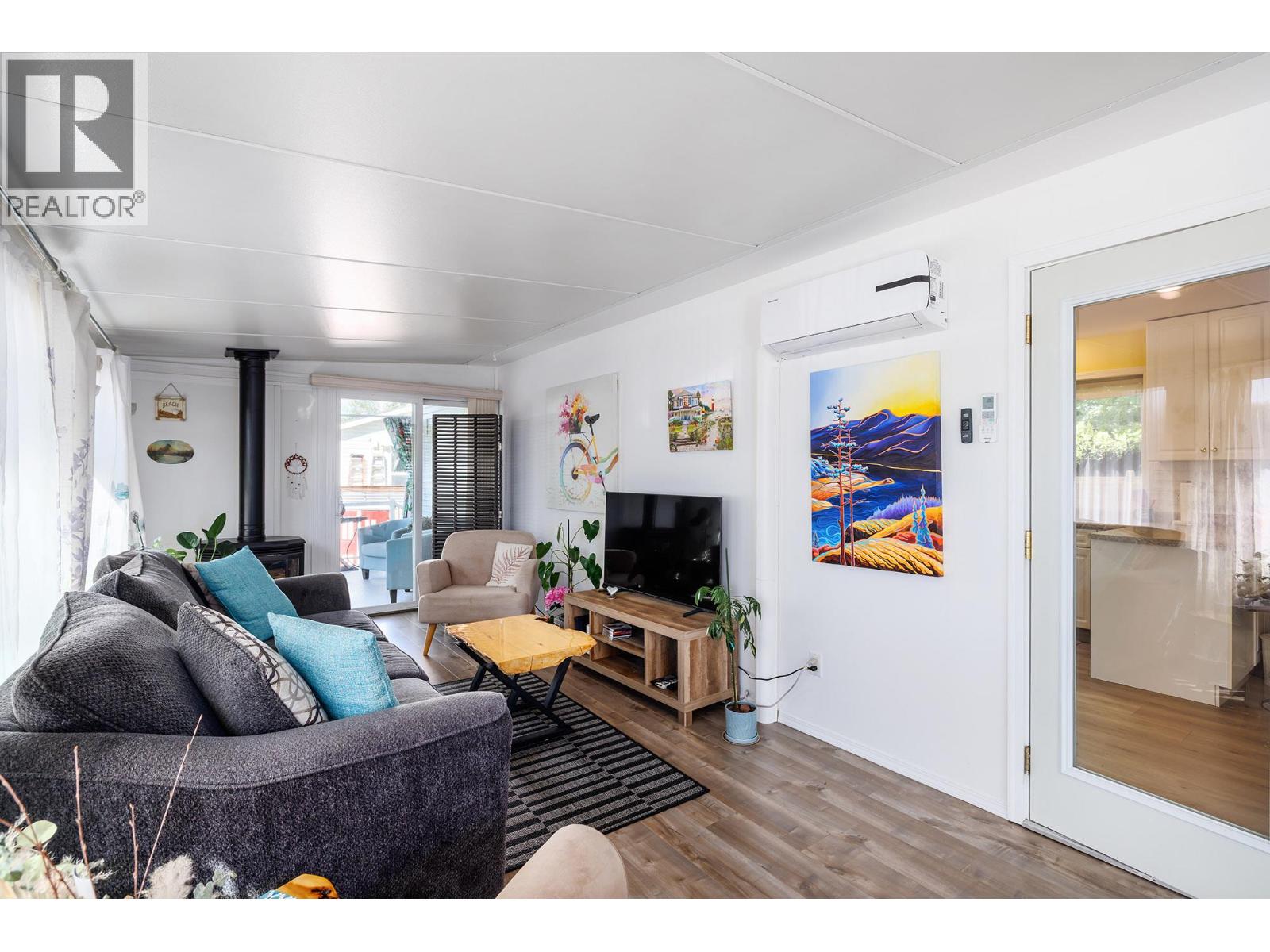 267 415 Commonwealth Road, Kelowna