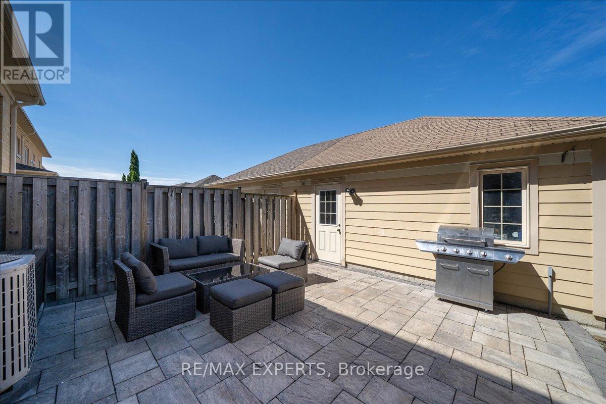 10534 VICTORIA SQUARE BOULEVARD - 34