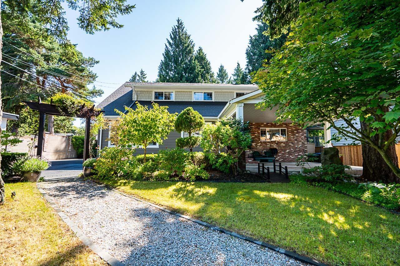 1542 128 Street - main photo