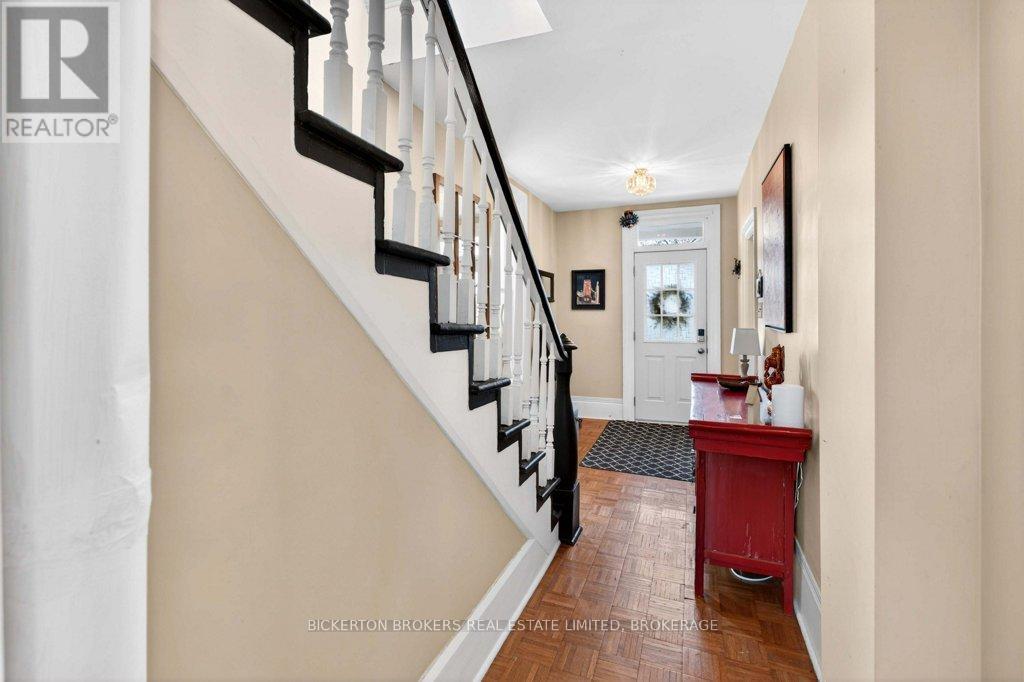 11 EMMA STREET - 14