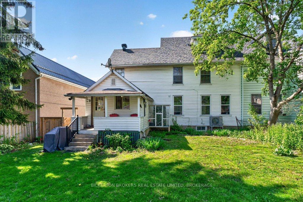 11 EMMA STREET - 7