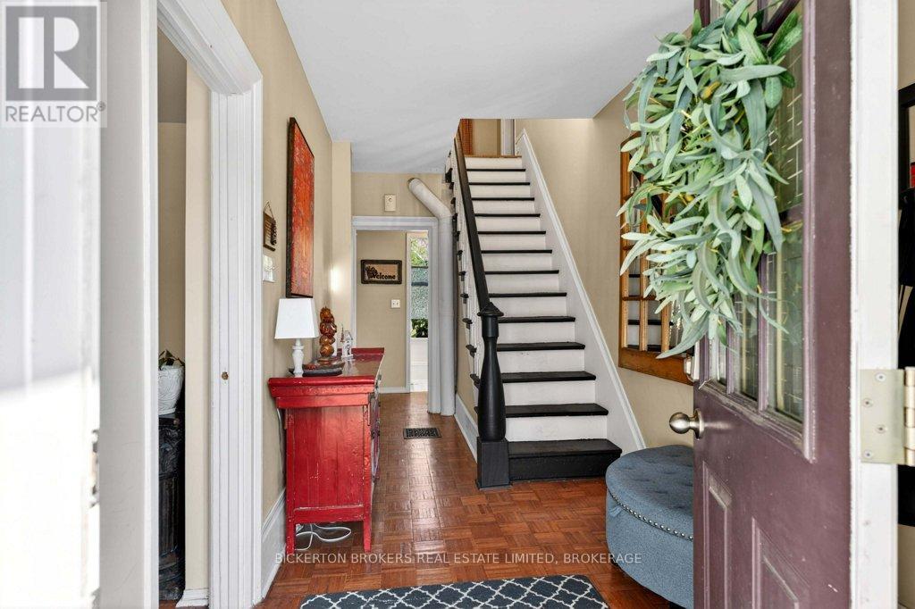 11 EMMA STREET - 9