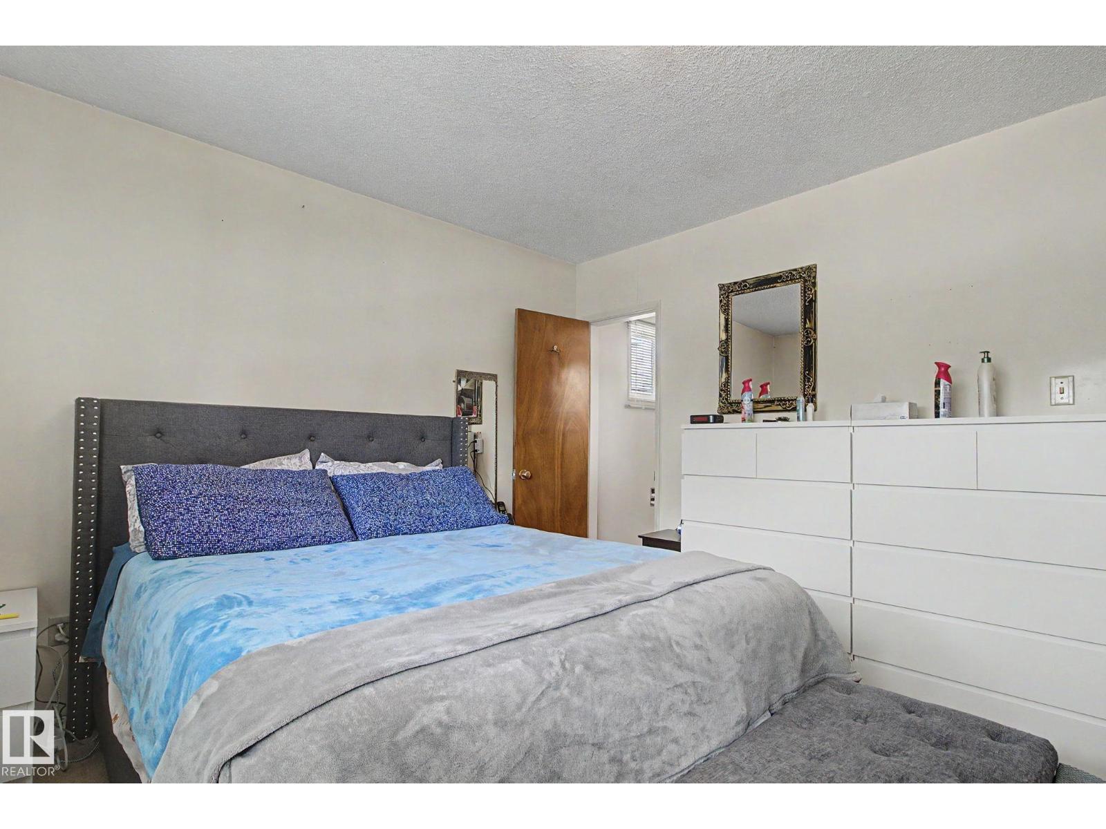8115 169 ST NW - 14