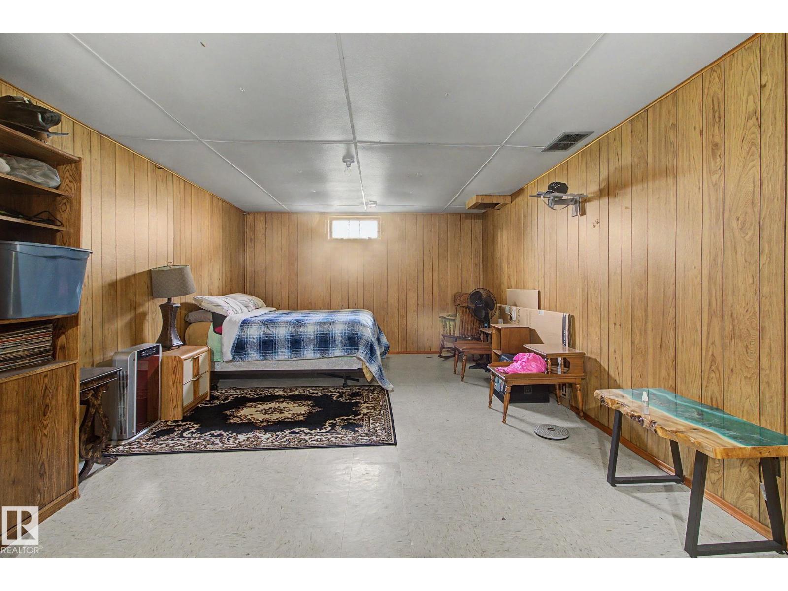 8115 169 ST NW - 27
