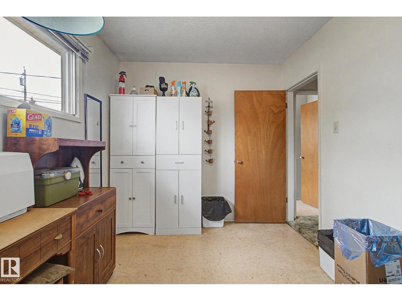8115 169 ST NW - 20