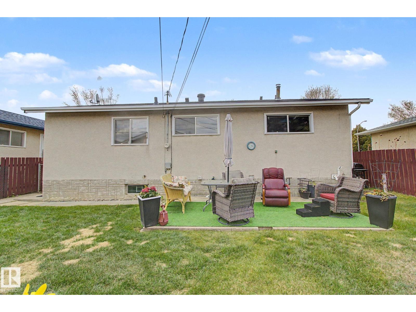8115 169 ST NW - 34