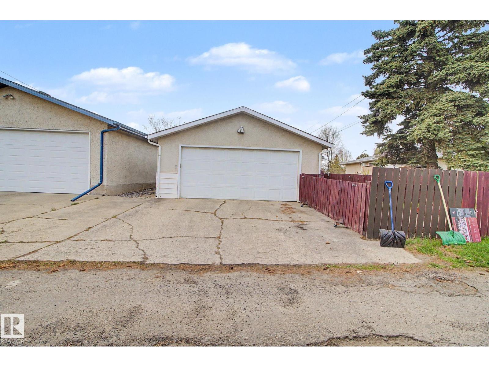 8115 169 ST NW - 40