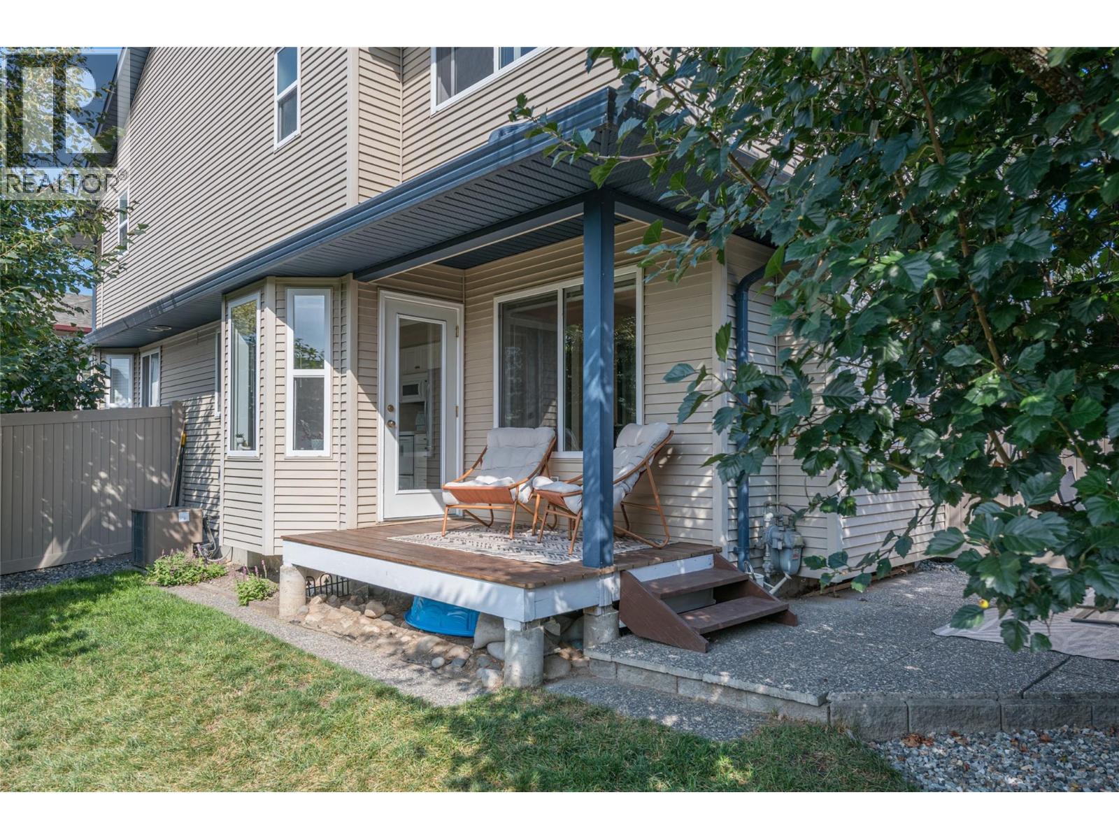 #6 4407 20 Street - 32