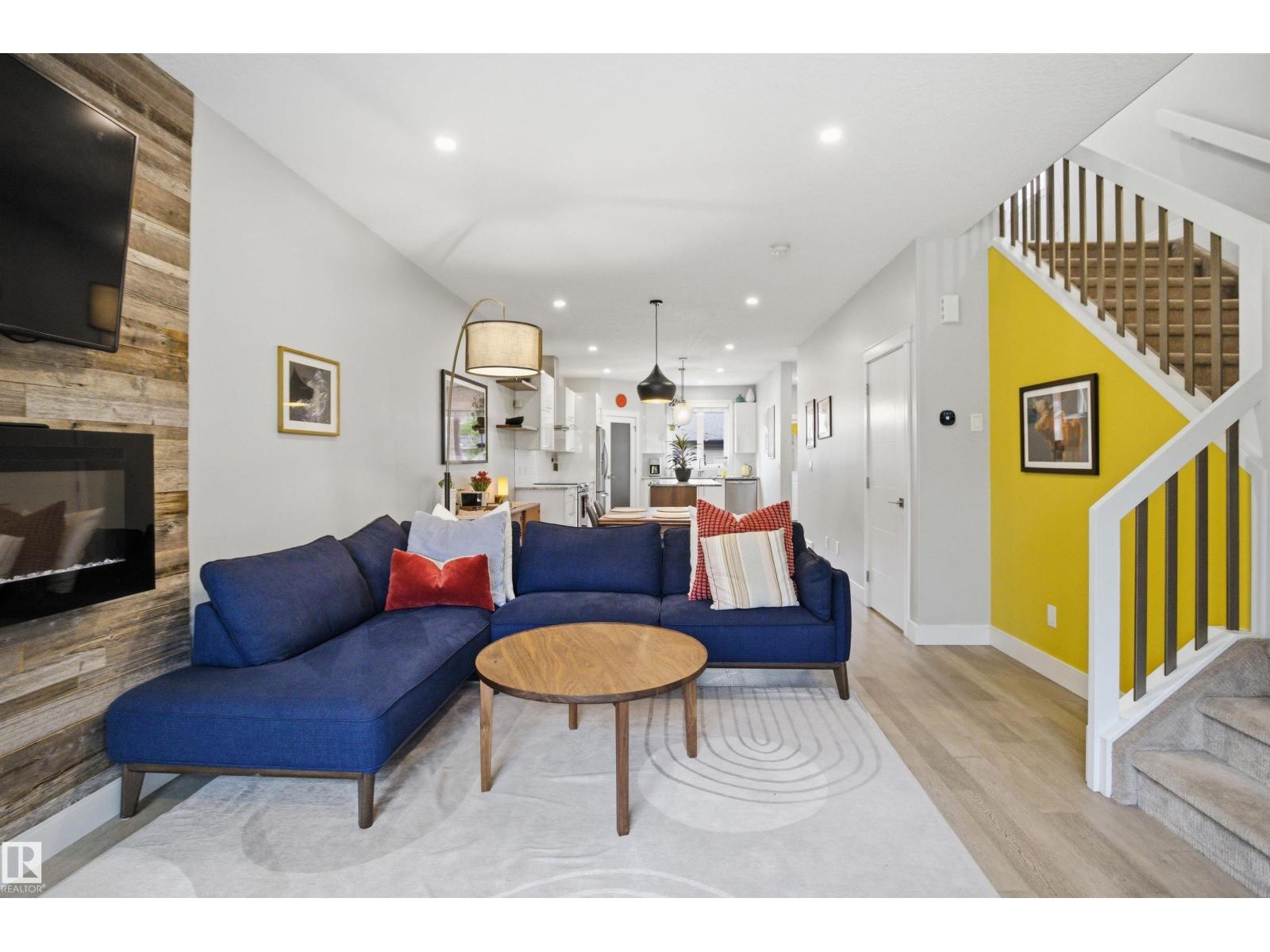 11639 128 ST NW - 6