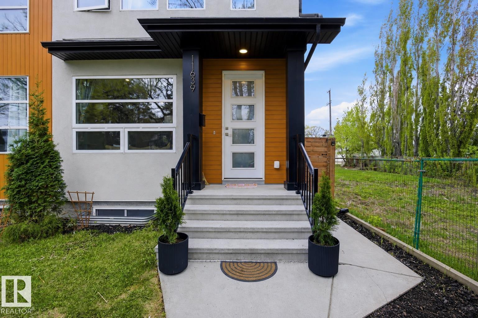 11639 128 ST NW - 2