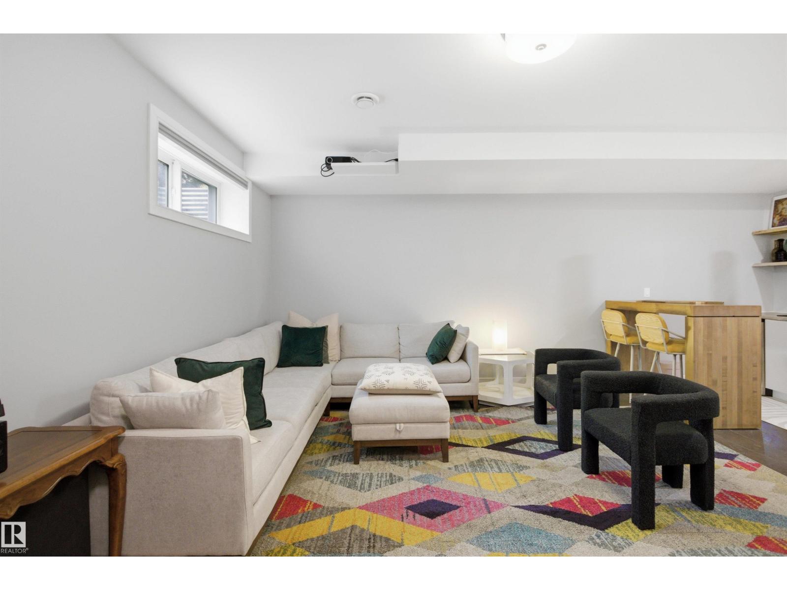11639 128 ST NW - 33