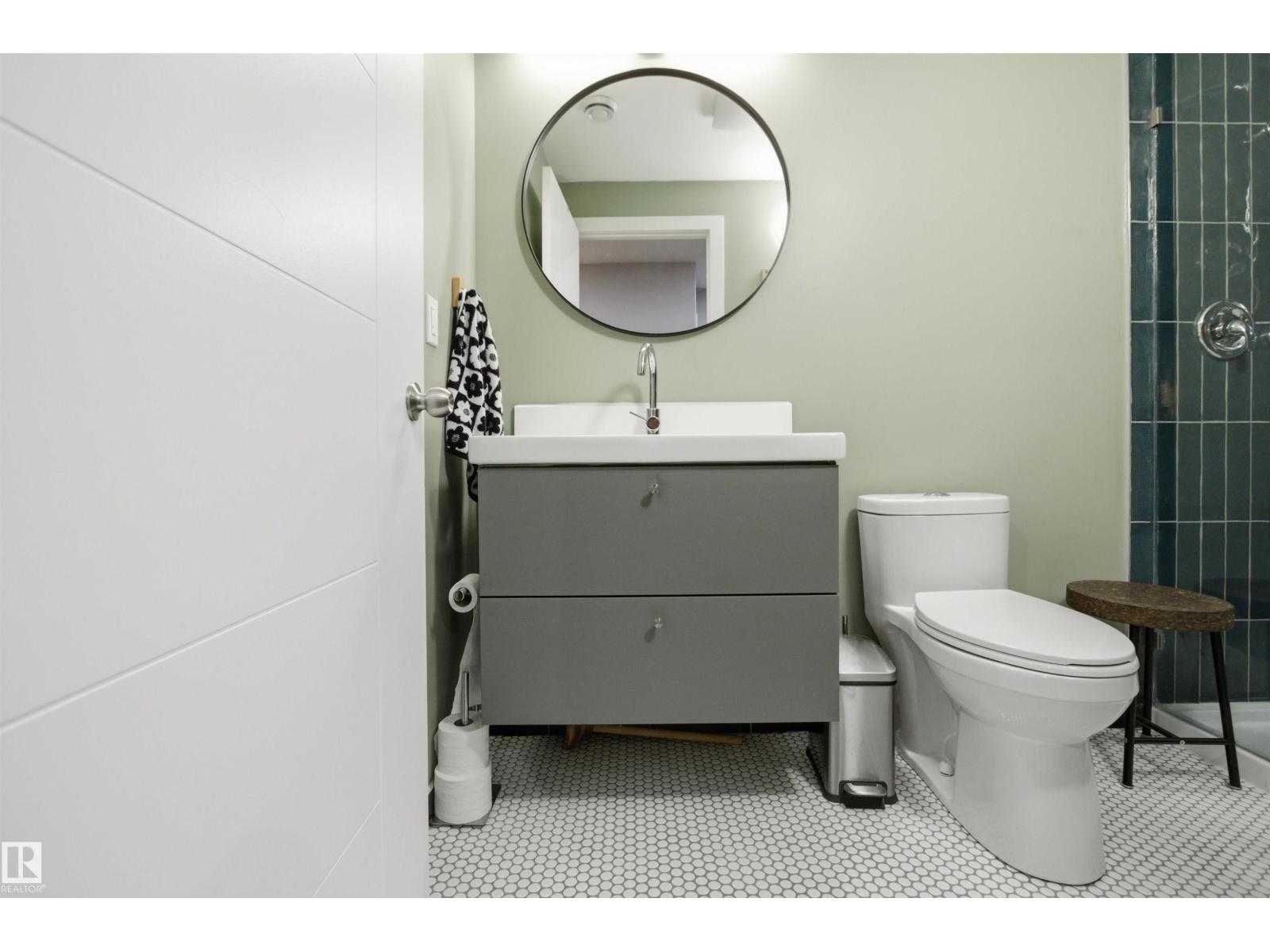 11639 128 ST NW - 41