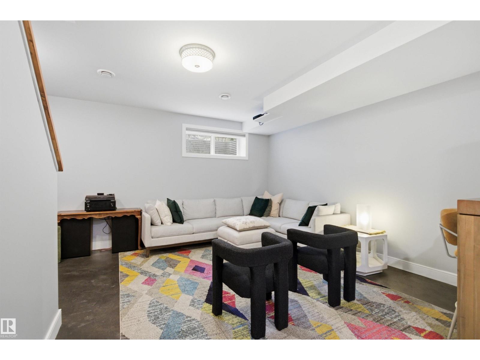 11639 128 ST NW - 35
