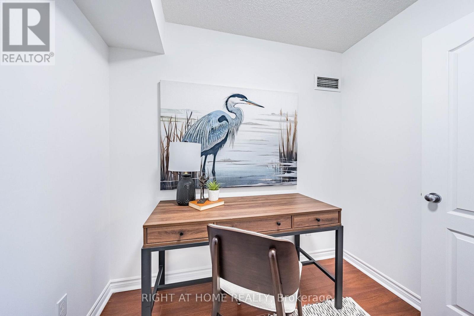 #512 2 REAN DRIVE - 19