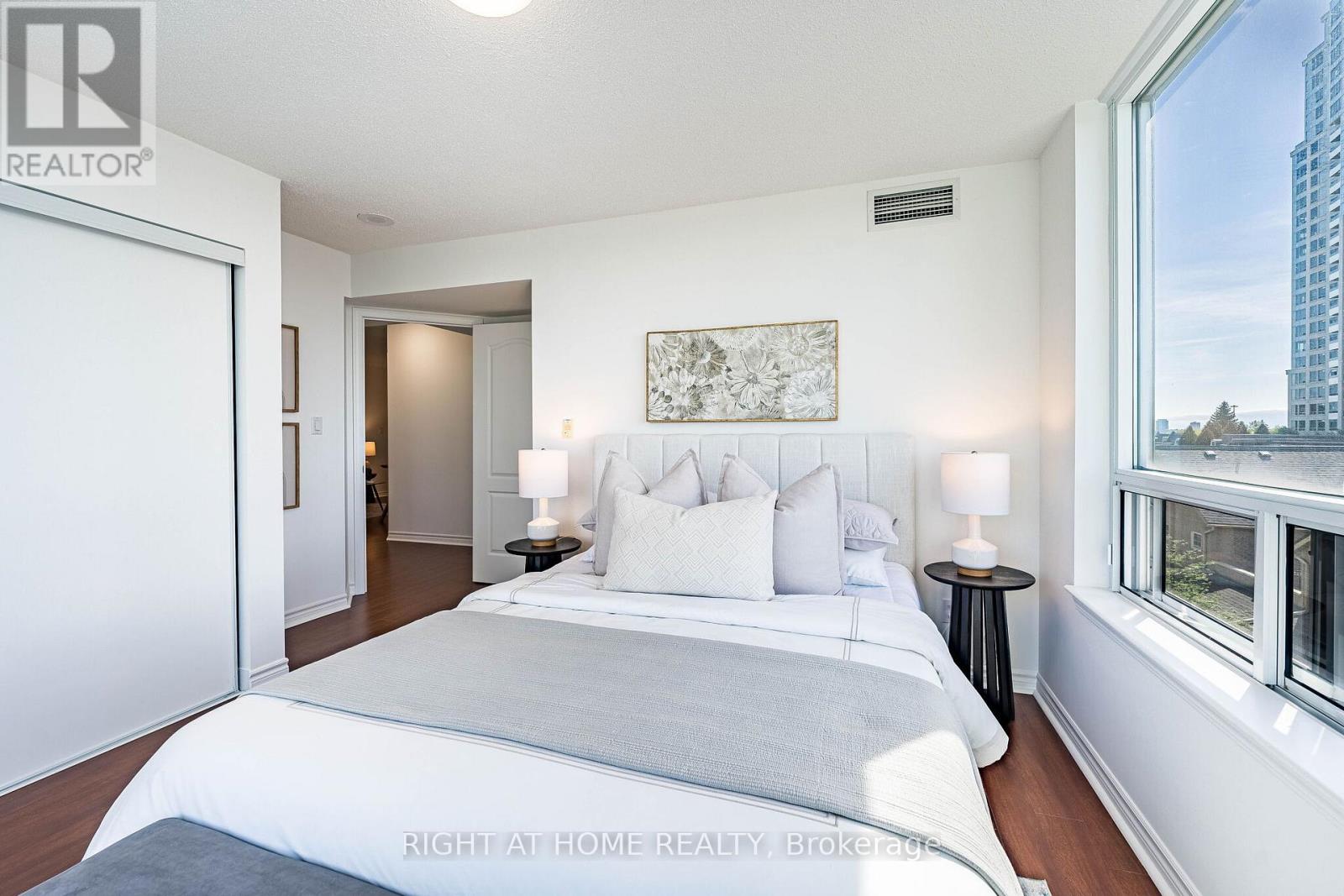 #512 2 REAN DRIVE - 25