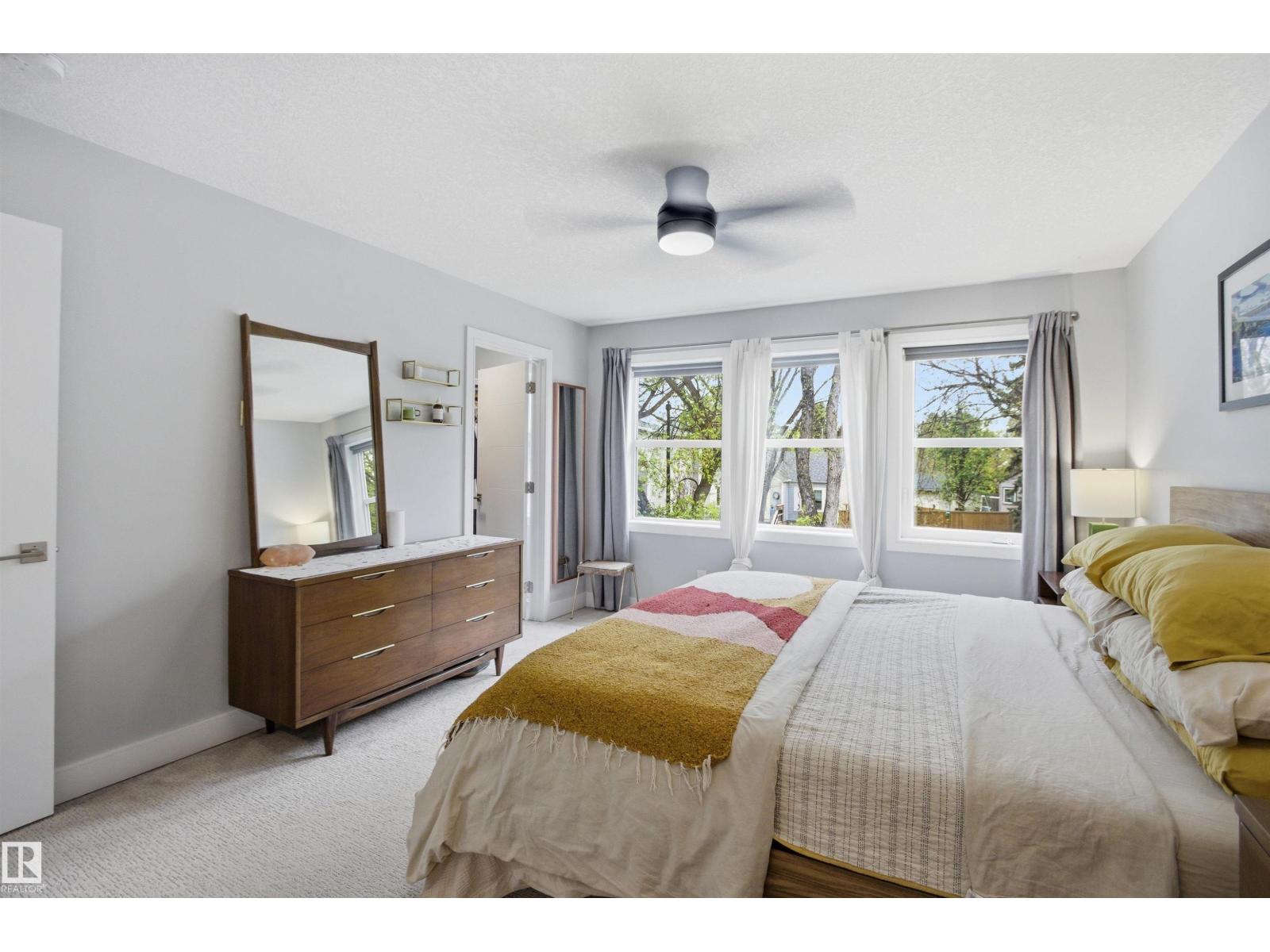 11639 128 ST NW - 19