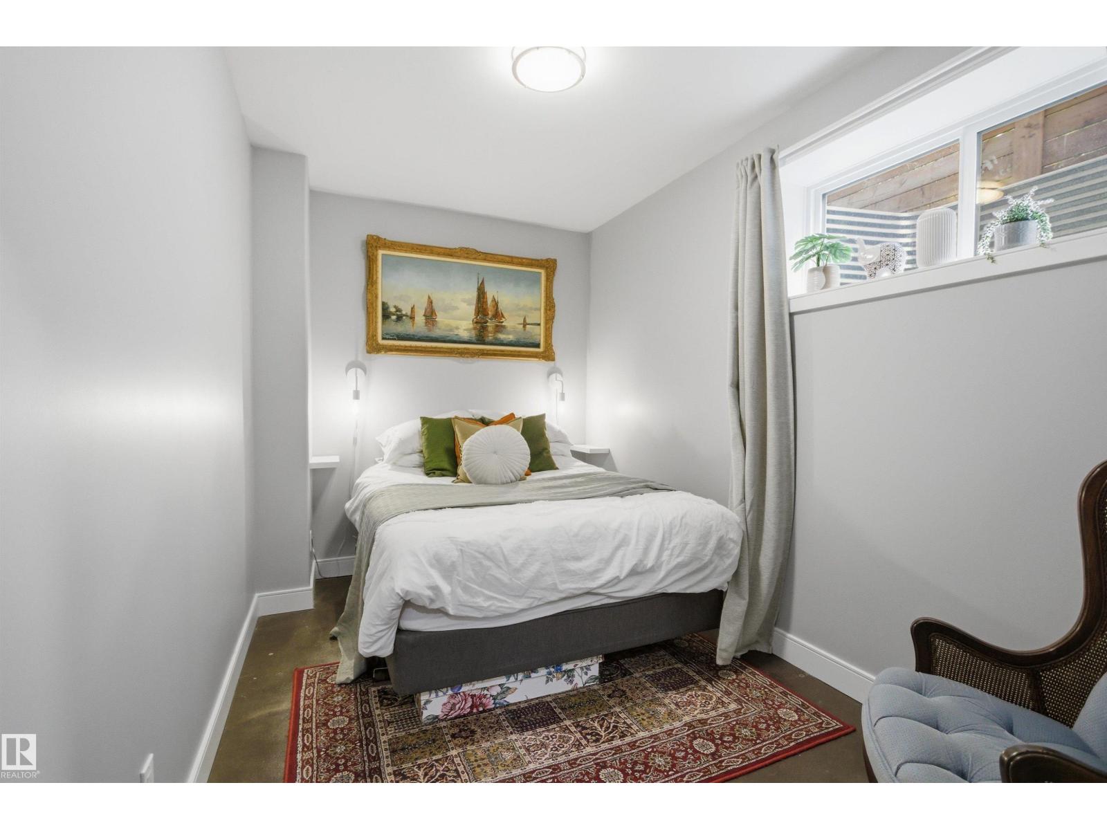 11639 128 ST NW - 39