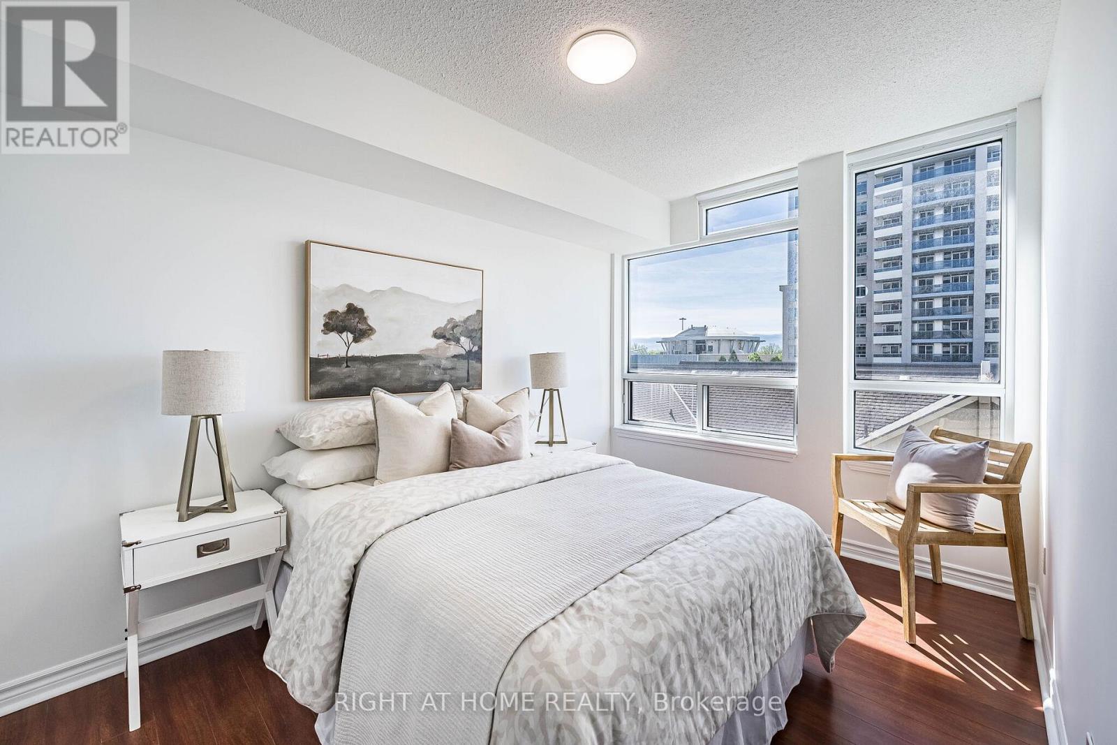 #512 2 REAN DRIVE - 29