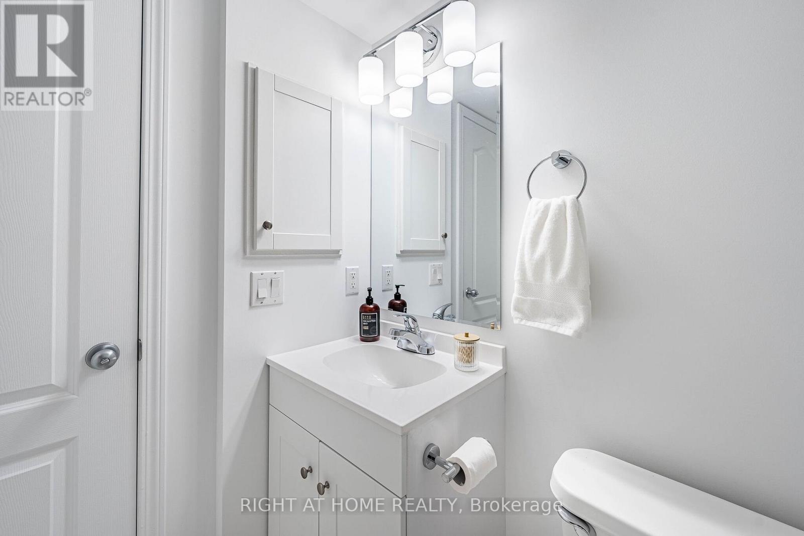 #512 2 REAN DRIVE - 33