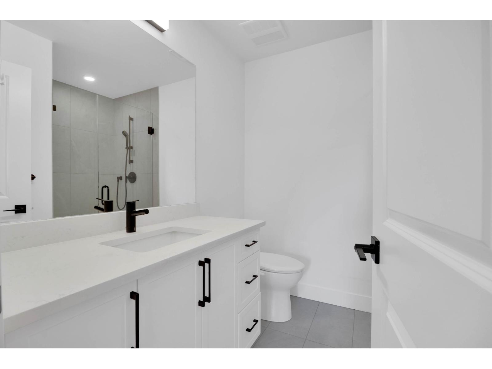 3 19935 75A AVENUE, Langley