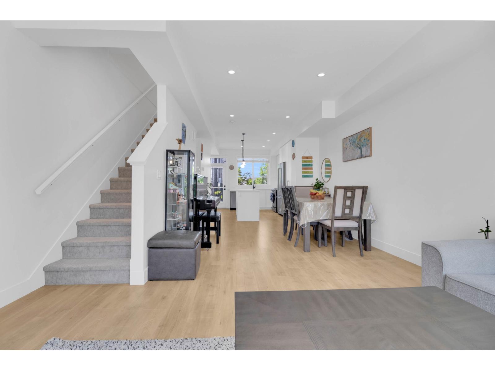 3 19935 75A AVENUE, Langley