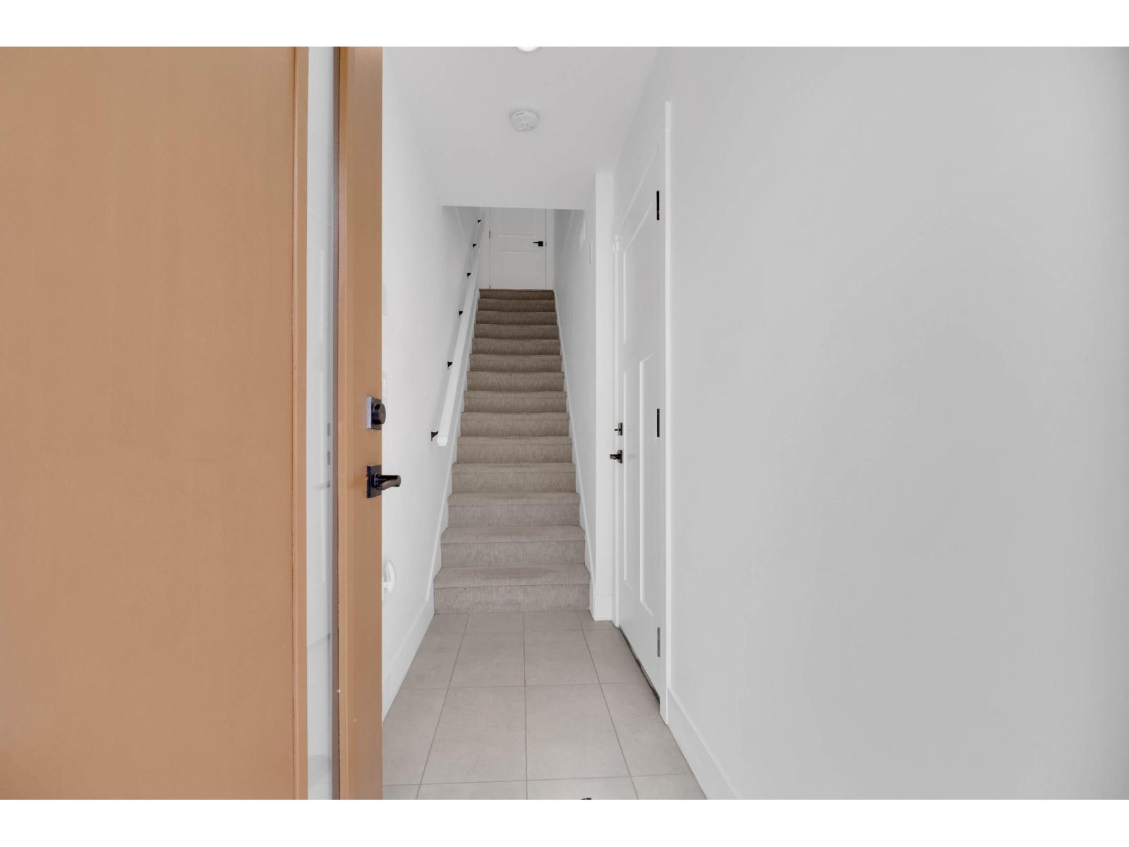 3 19935 75A AVENUE, Langley