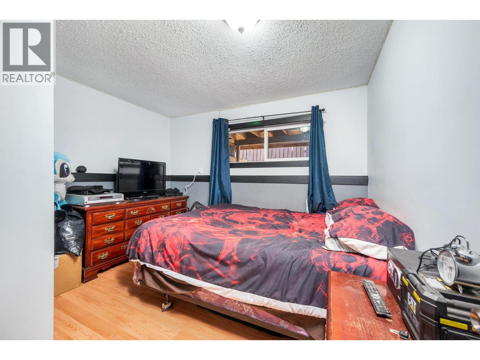 1206 43 Avenue - 24