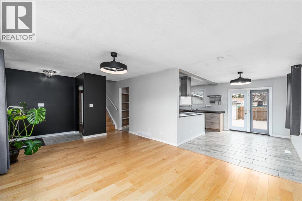 5207 5 Avenue SE - 7