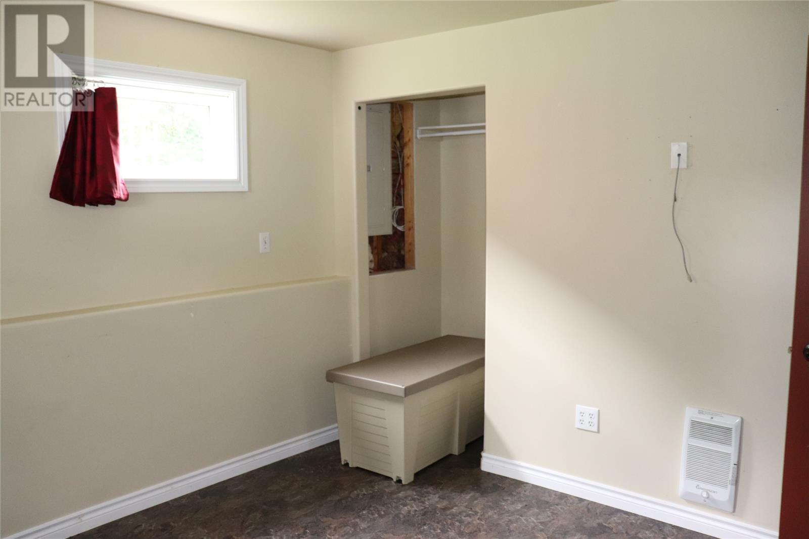 4-6 Mountain Road - 32