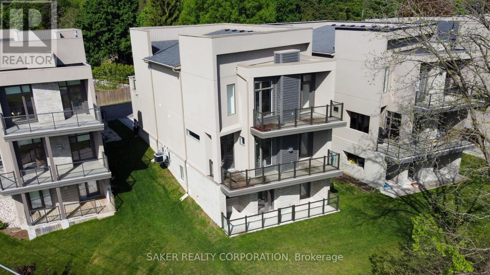 #11 495 OAKRIDGE DRIVE - 45