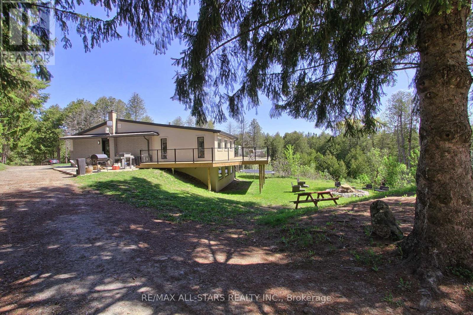 215 UXBRIDGE PICKERING TOWNLINE - Image 3