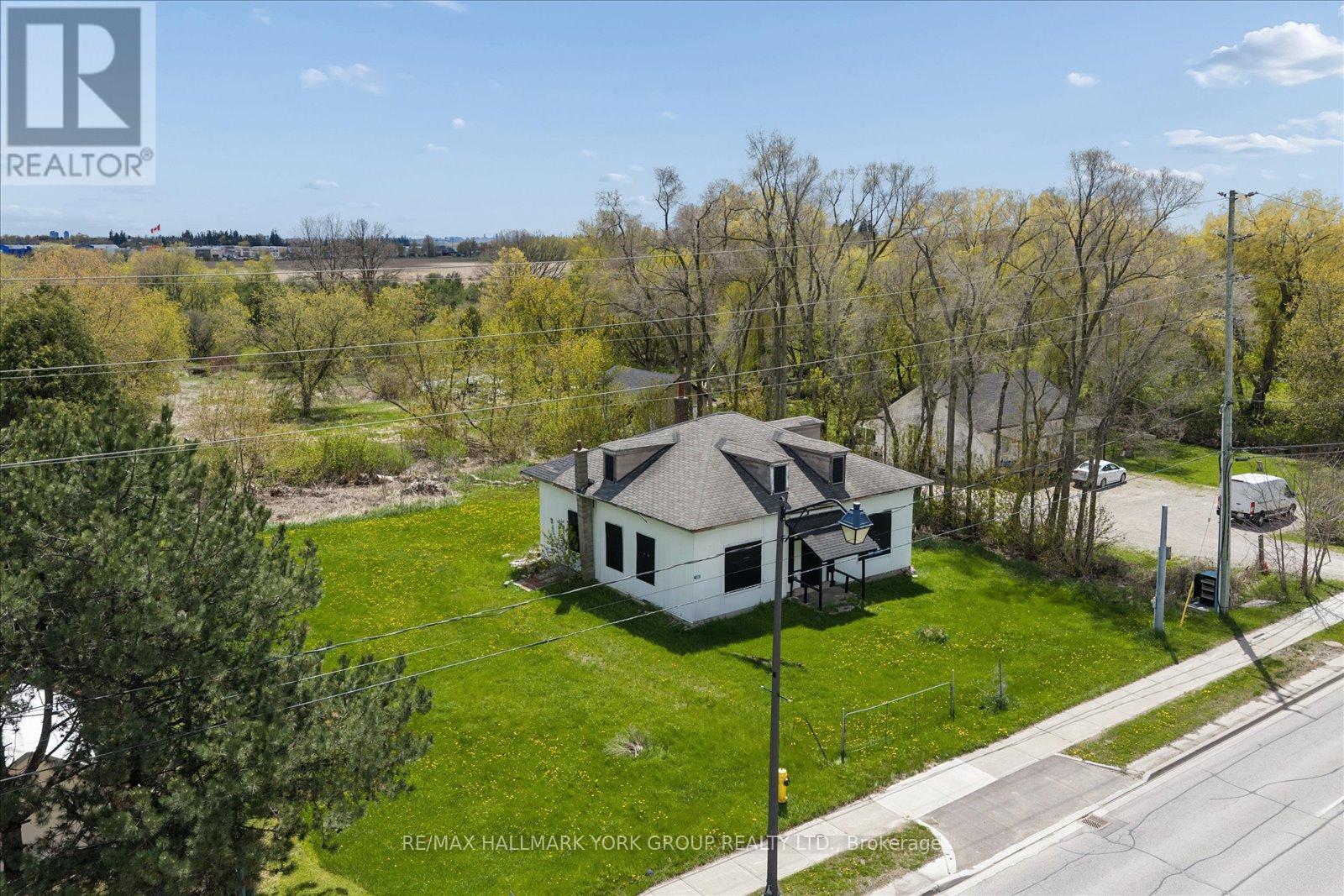 5387 MAIN STREET - 5