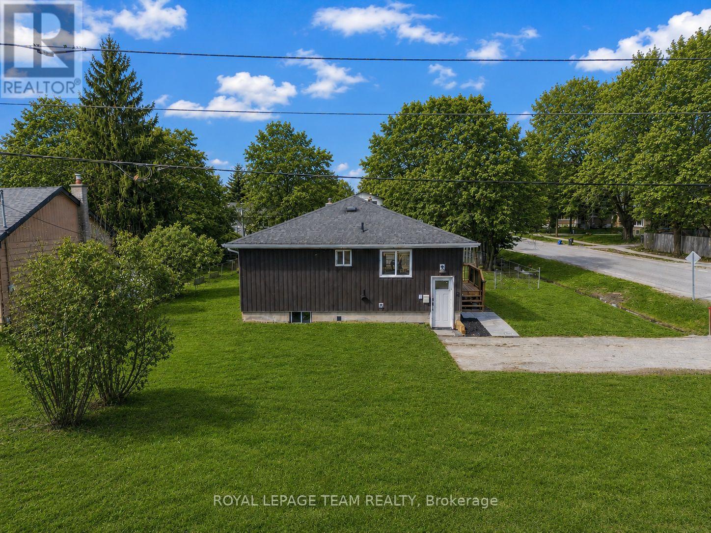 187 LAKEVIEW AVENUE - 30